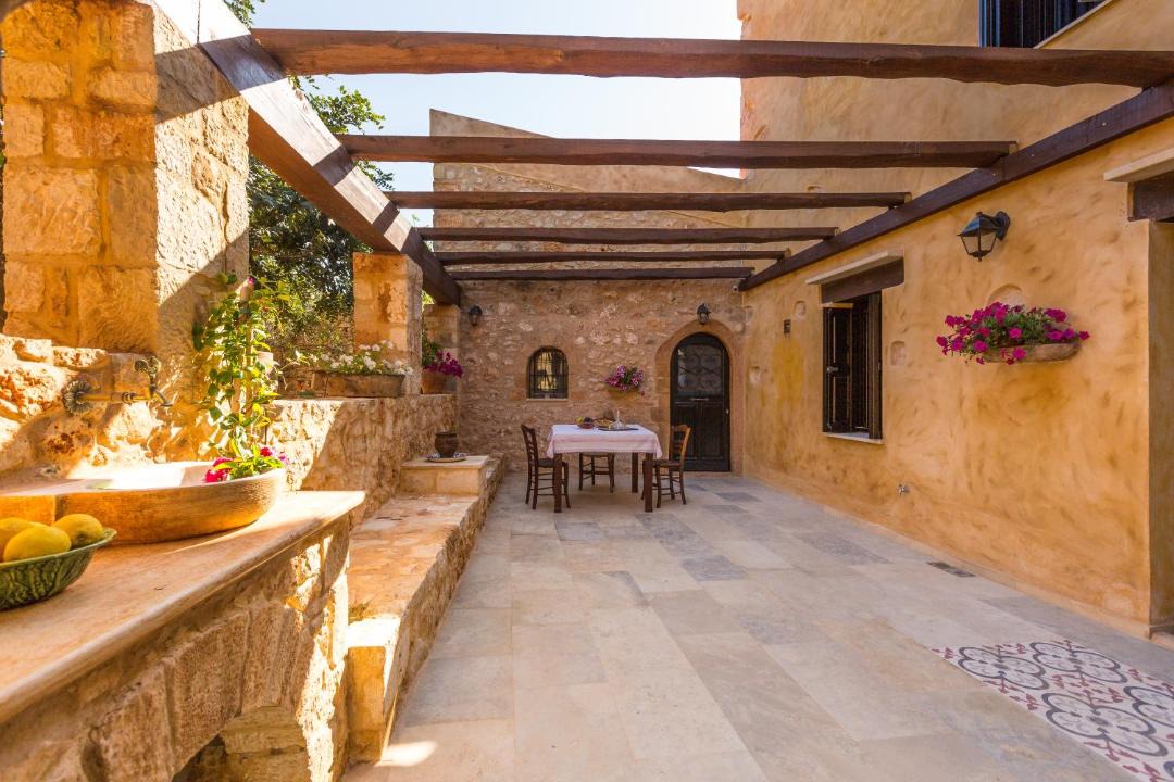 Photo of Patio Balcony in Achlades
