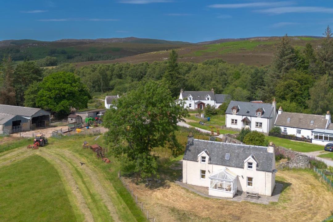 Photo of Others in Balnain