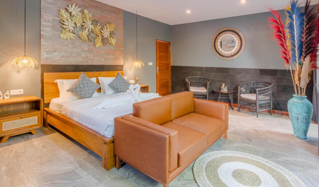 Photo of Others in Mushroom Bay