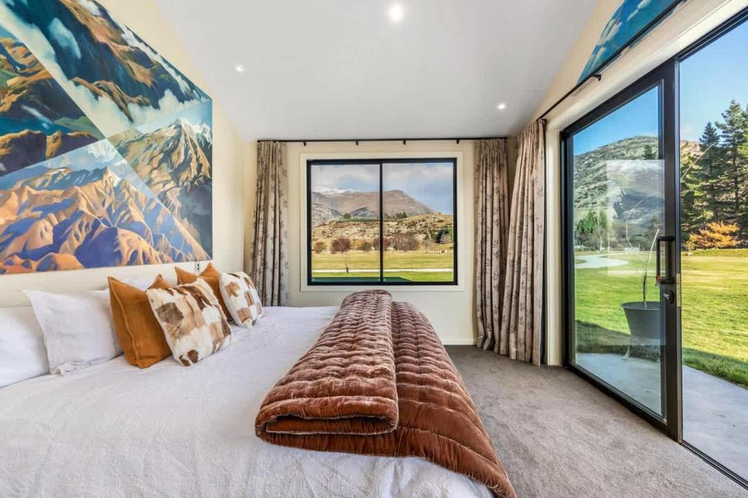Photo of Bedroom in Arrow Junction
