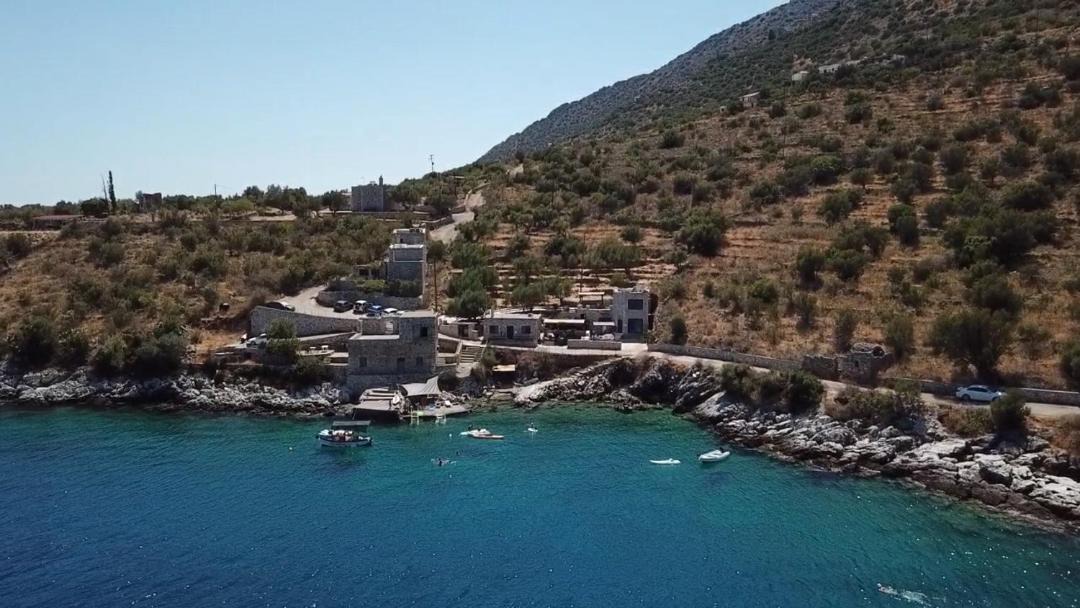 Photo of Others in East Mani