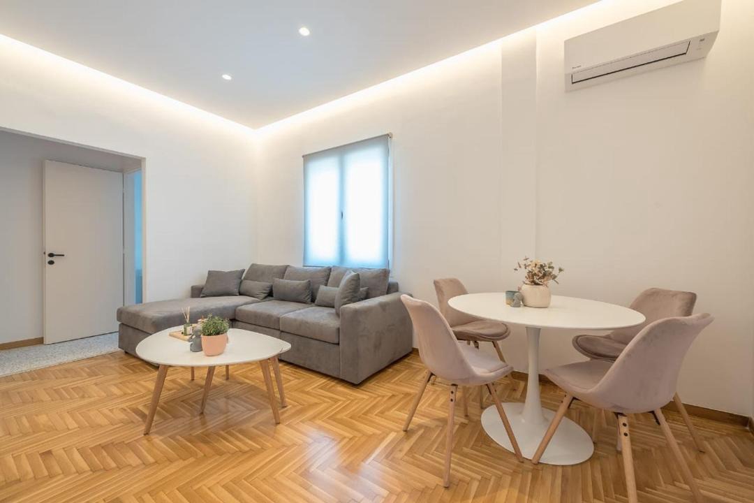 Photo of Livingroom in Kypseli