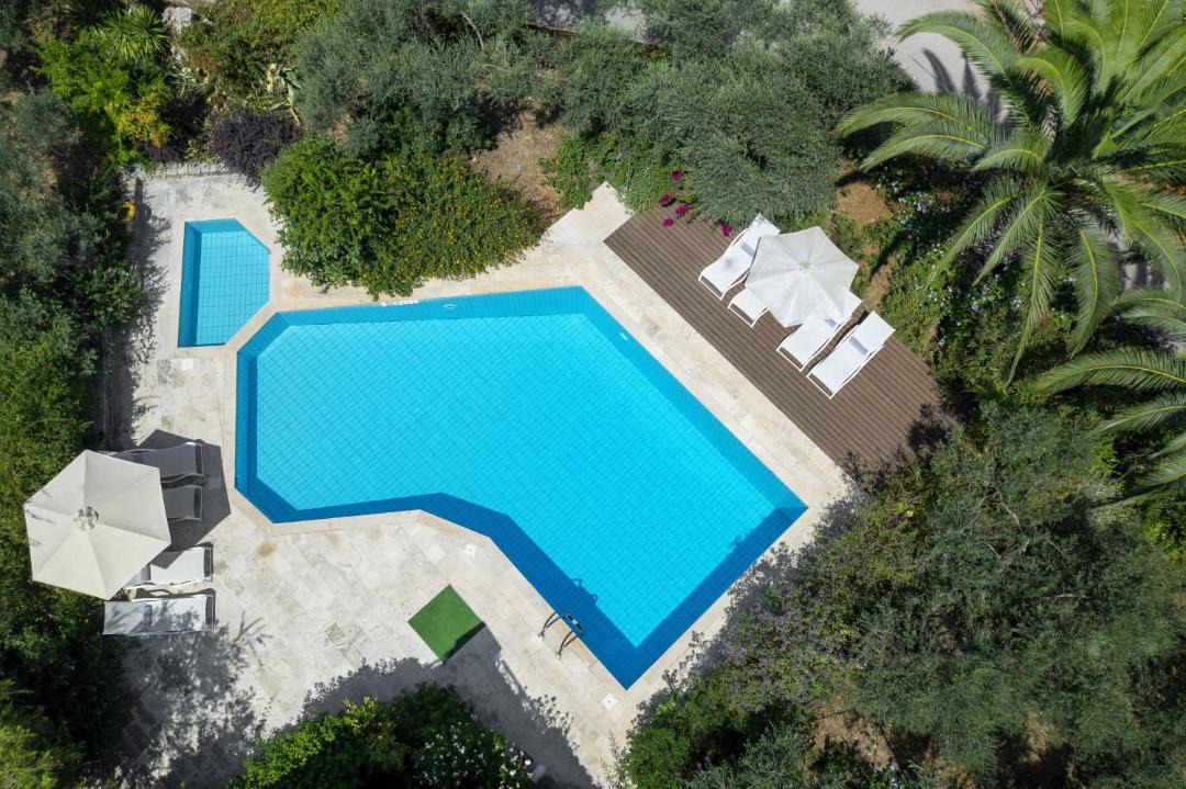 Photo of Others in Prines