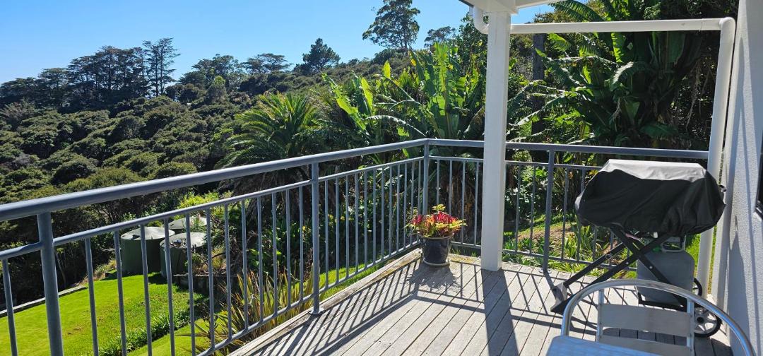 Photo of Patio Balcony in Waiheke Island