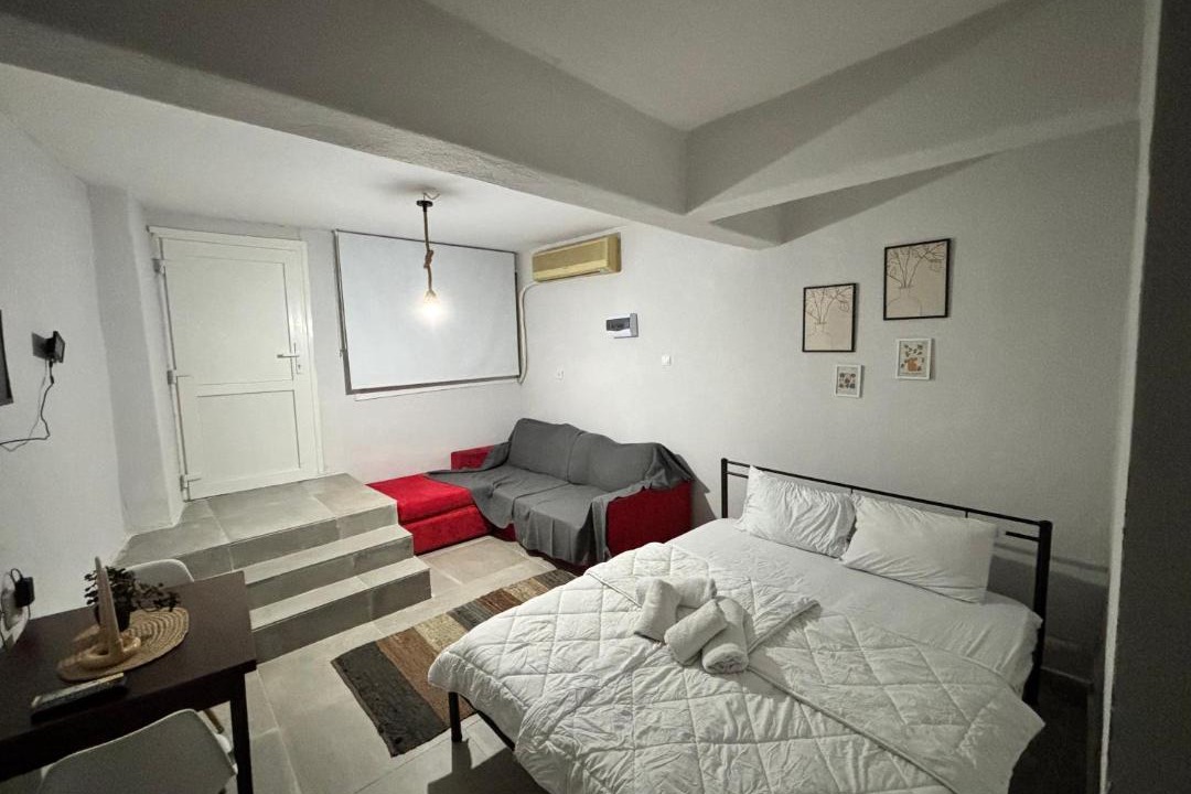 Photo of Bedroom in Drama