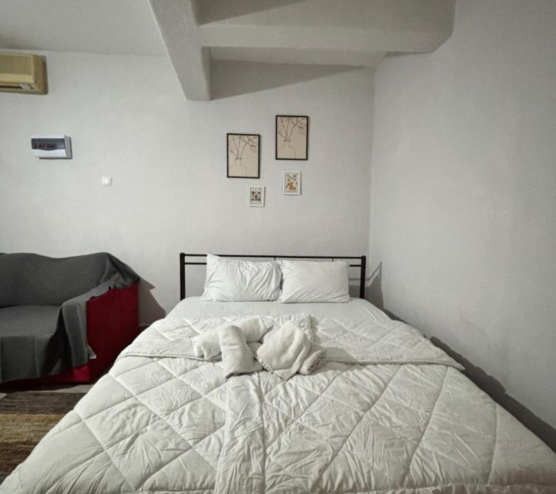 Photo of Bedroom in Drama