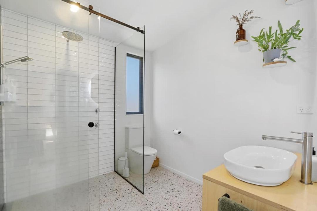 Photo of Bathroom in Hannahs Bay