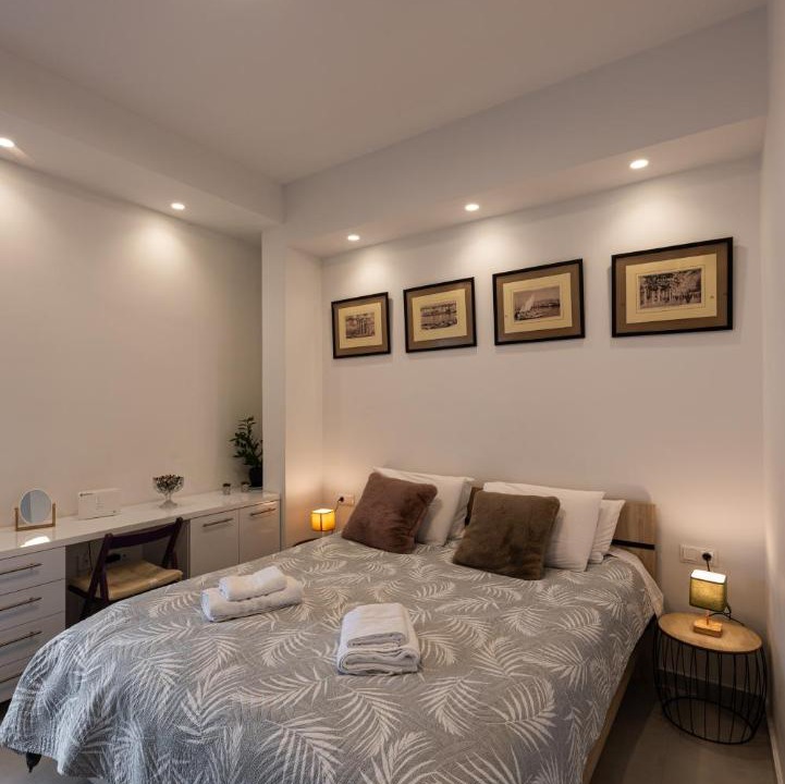 Photo of Bedroom in Platia Viktorias