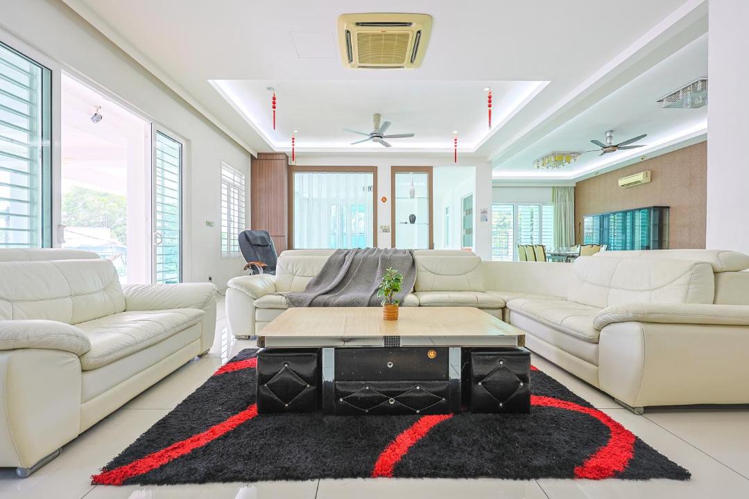 Photo of Livingroom in Country Heights
