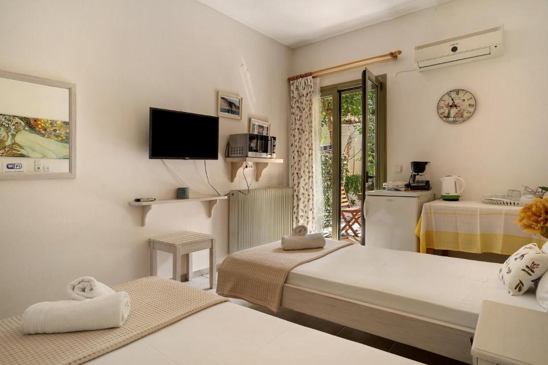 Photo of Others in Kalamitsi