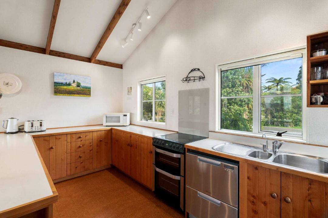 Photo of Kitchen in Parapara