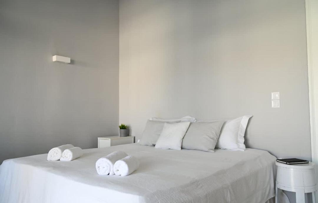 Photo of Bedroom in Paleopolis