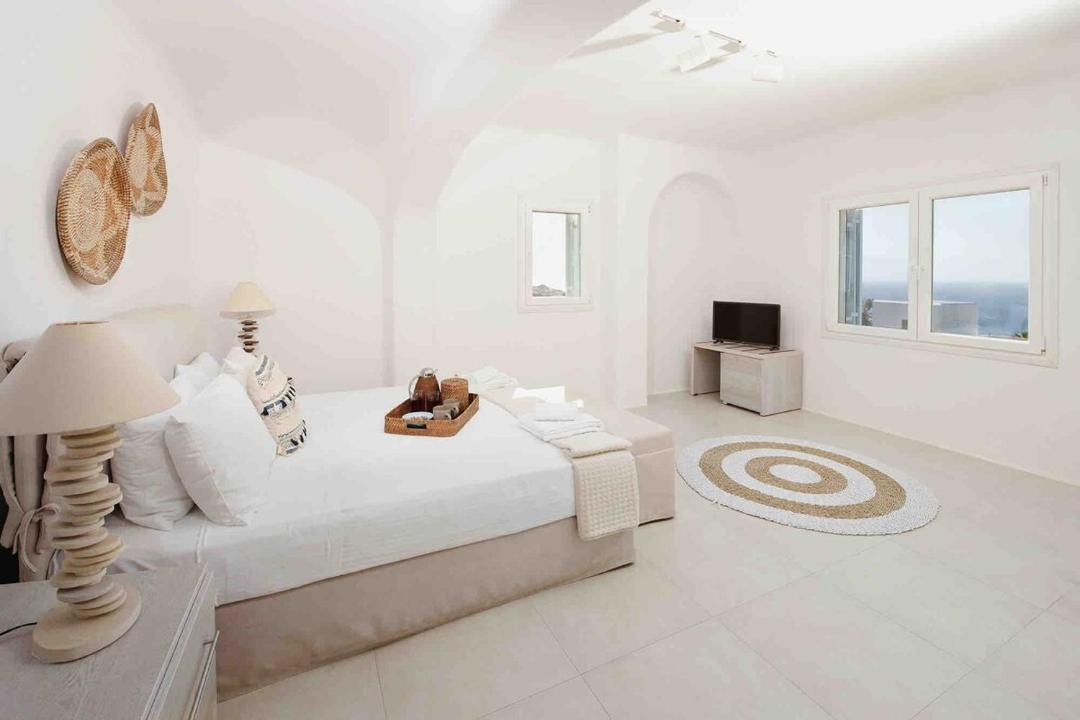 Photo of Bedroom in Platis Gialos