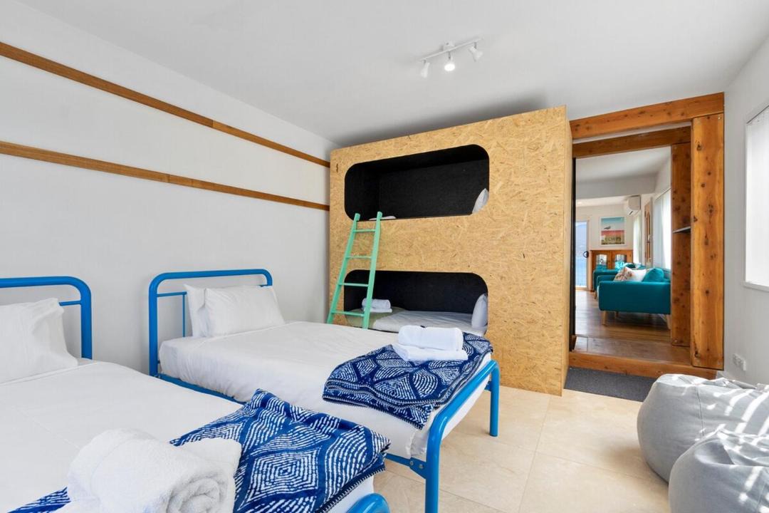 Photo of Bedroom in Howrah