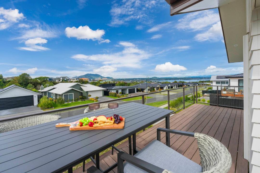 Photo of Patio Balcony in Nukuhau