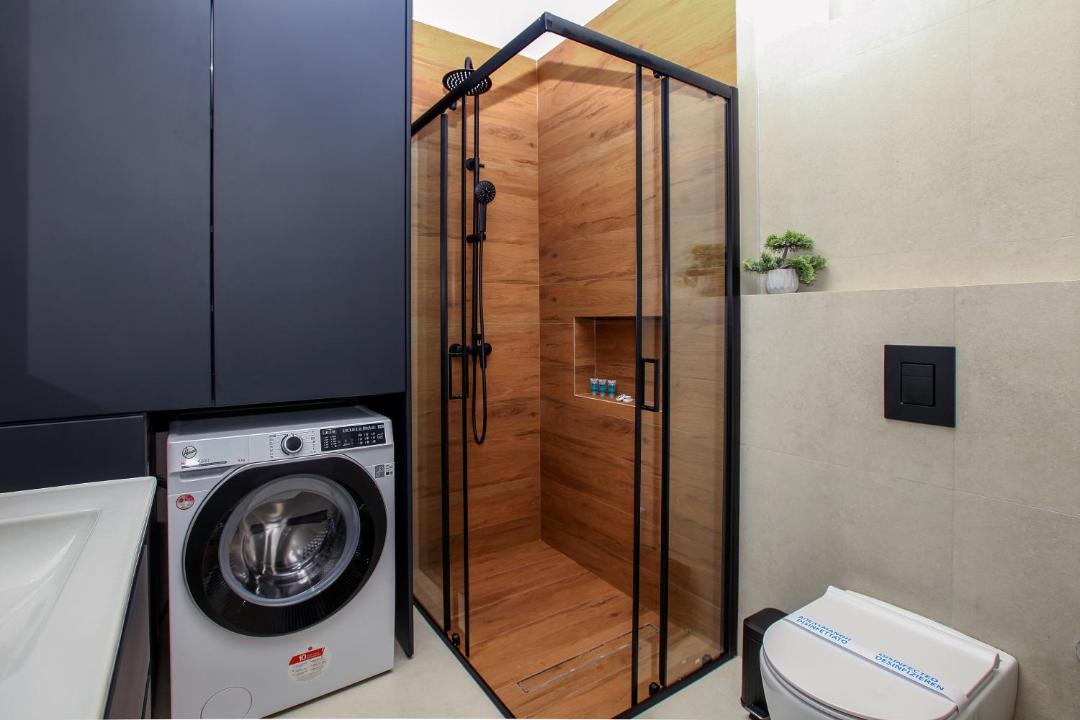 Photo of Bathroom in Mets