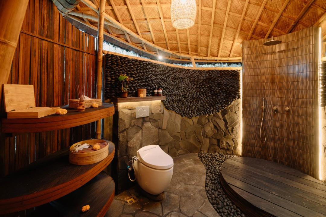 Photo of Bathroom in Selat