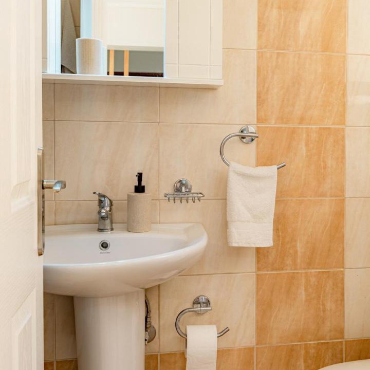Photo of Bathroom in Kinosargous