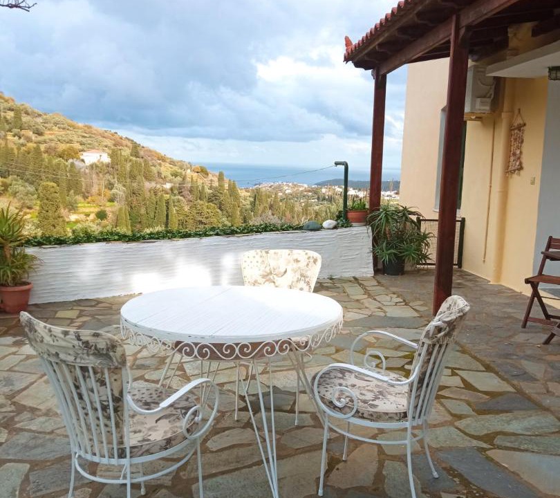 Photo of Patio Balcony in Karpenisi