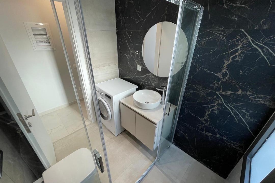 Photo of Bathroom in Elliniko-Argyroupoli