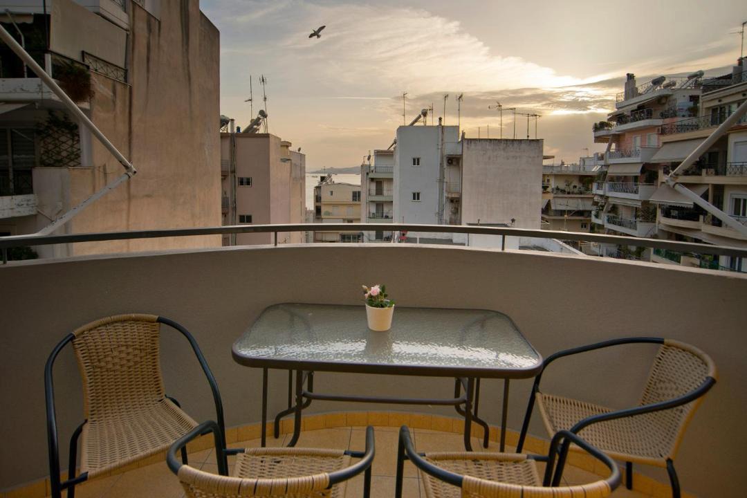 Photo of Patio Balcony in Peiraiki
