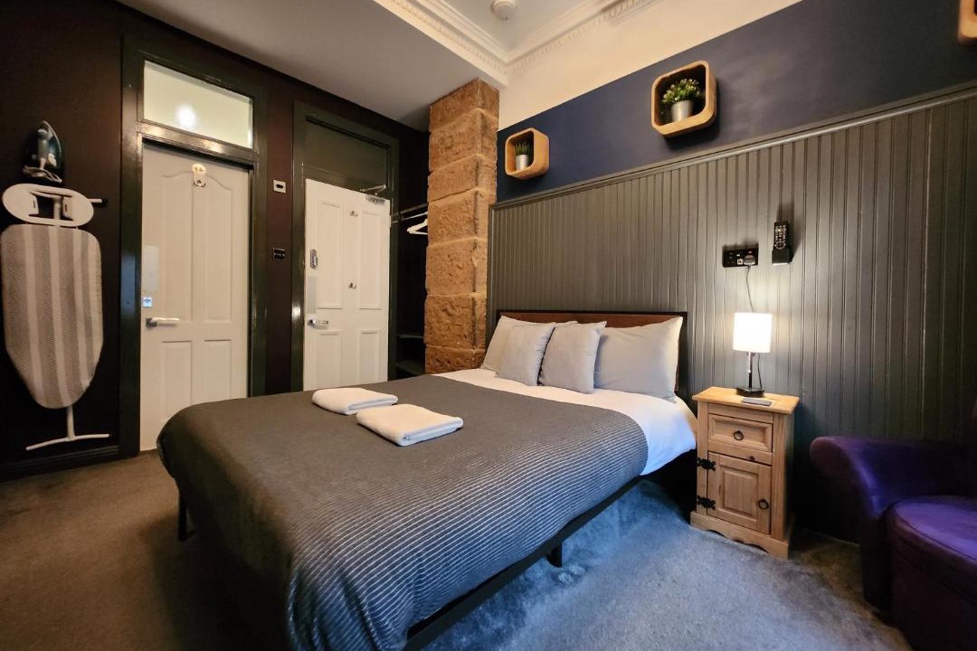Photo of Bedroom in Tollcross