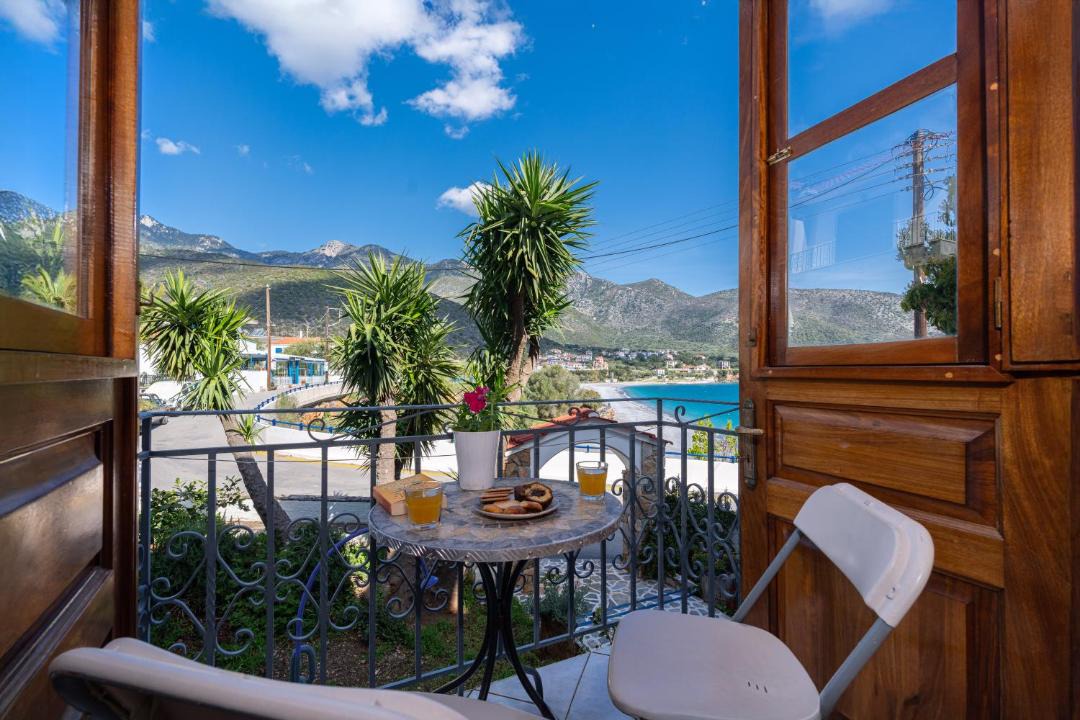 Photo of Patio Balcony in Charakas