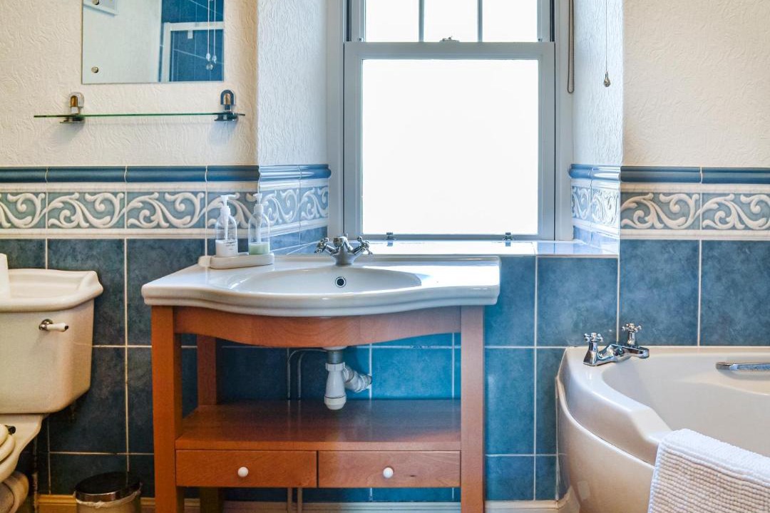 Photo of Bathroom in Lockerbie