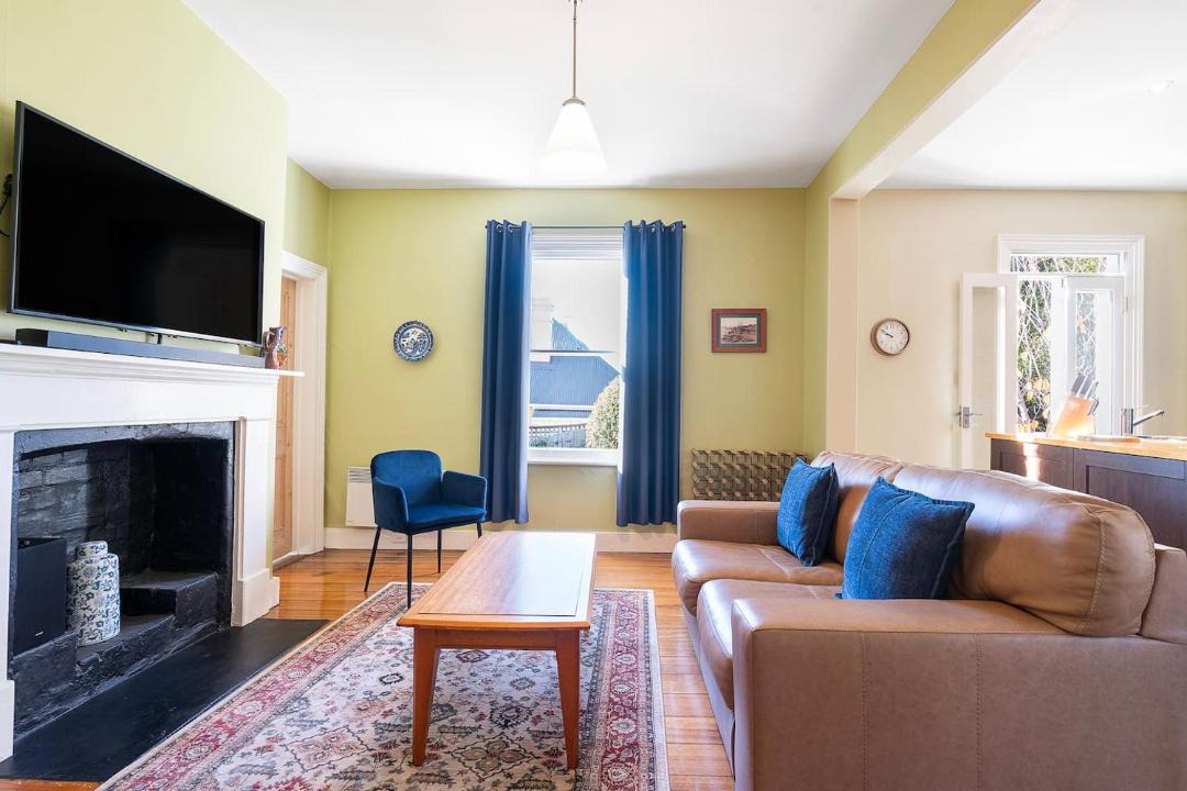 Photo of Livingroom in West Hobart