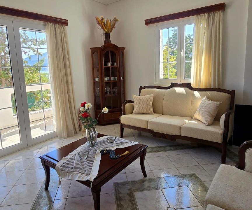 Photo of Livingroom in Plitra