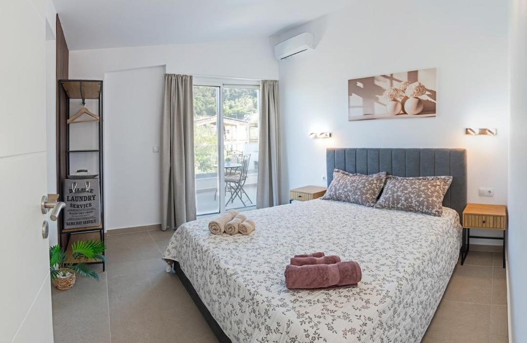 Photo of Bedroom in Chrisi Akti