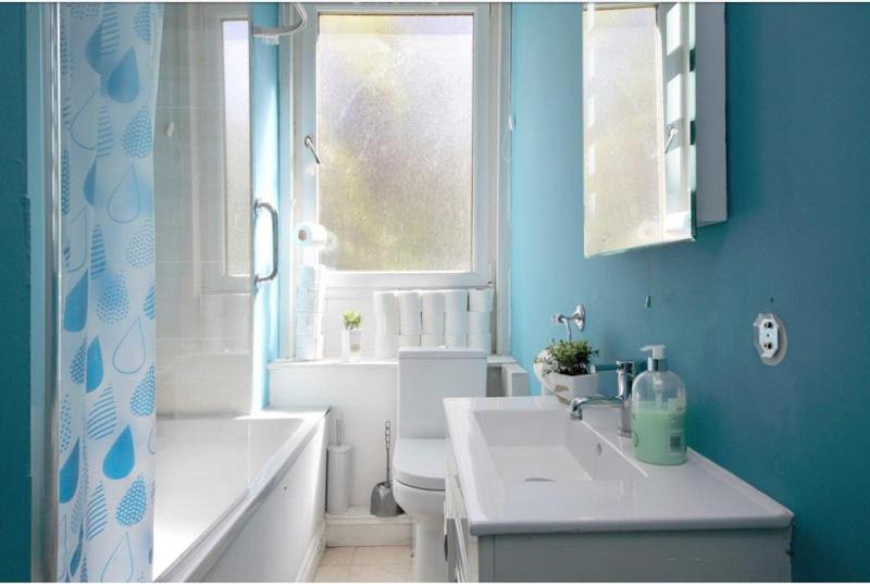 Photo of Bathroom in Tollcross