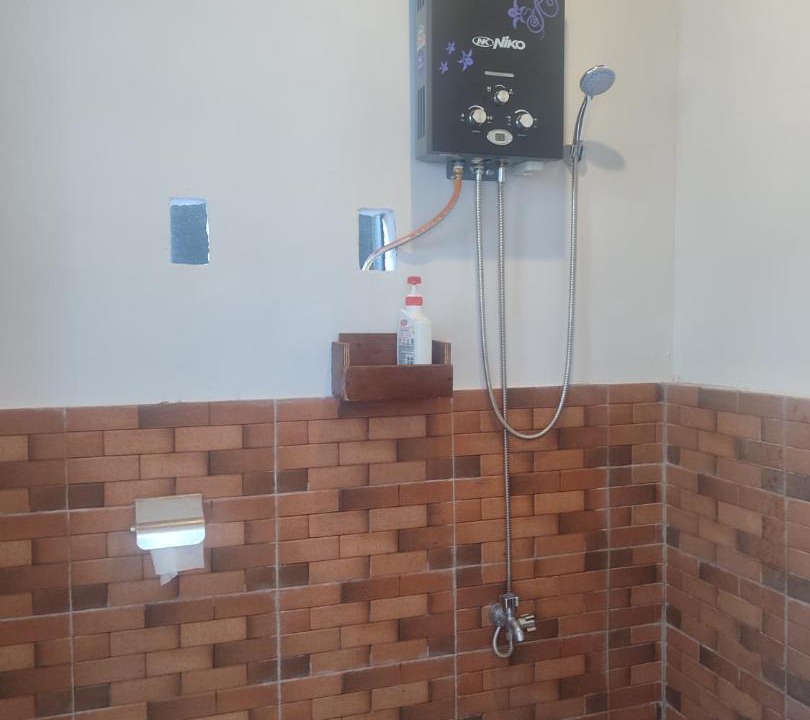 Photo of Bathroom in Batukliang