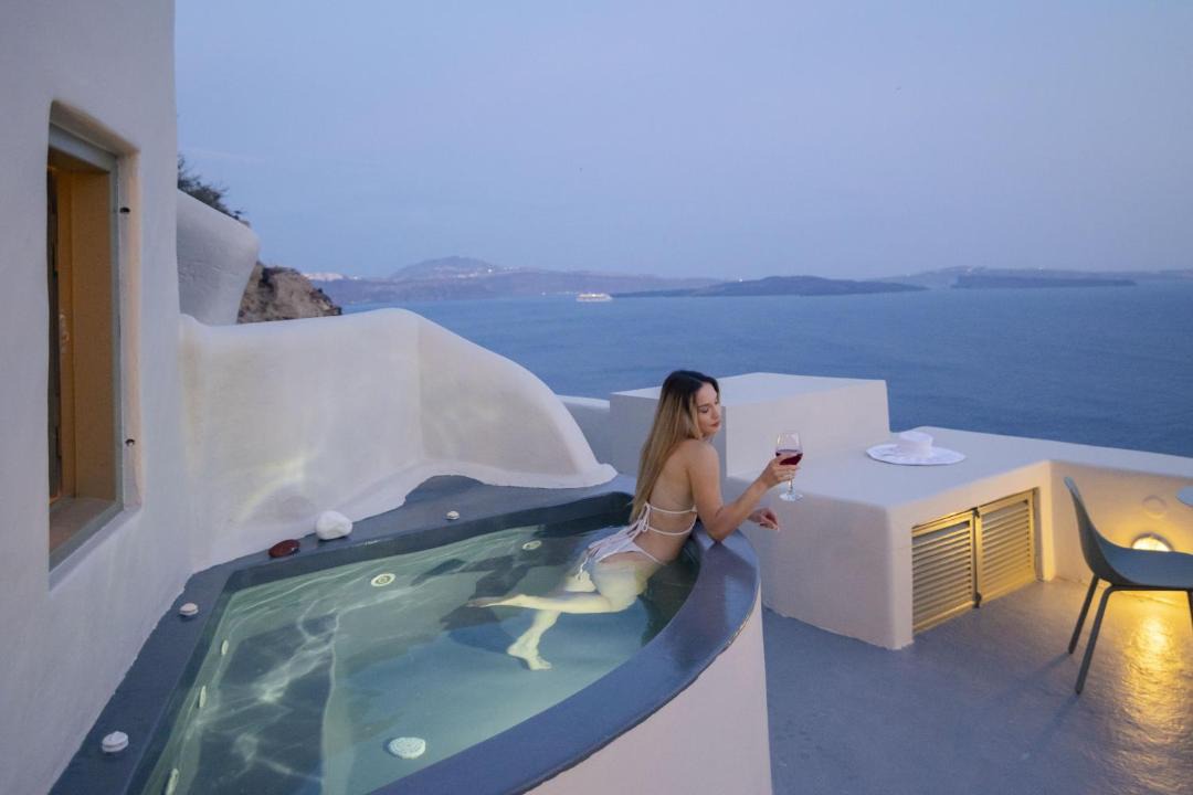 Photo of Others in Oia