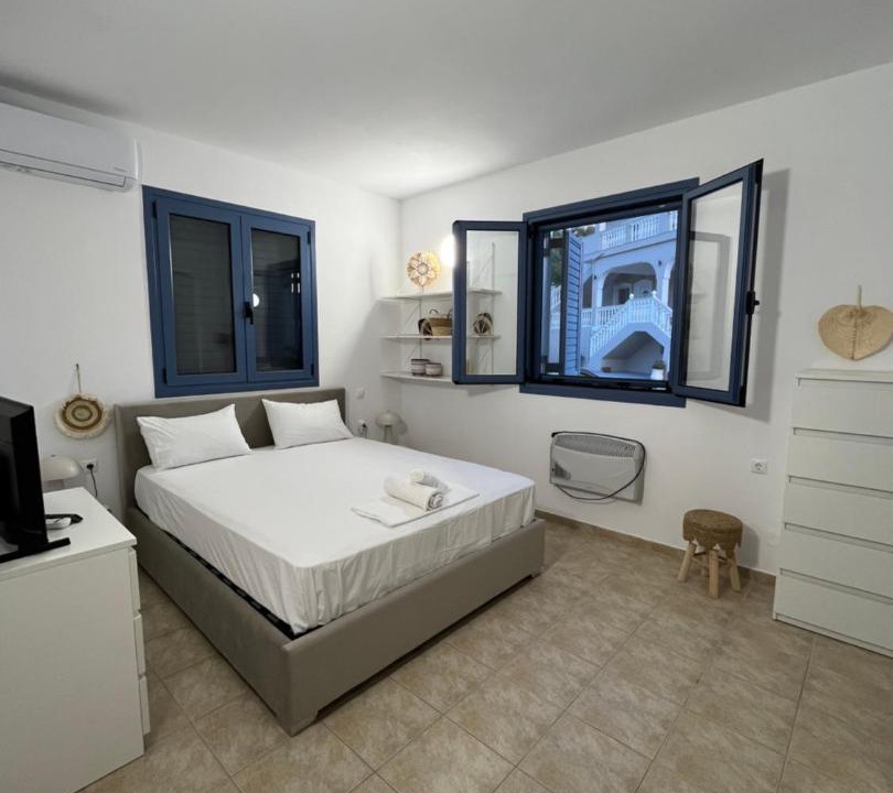 Photo of Bedroom in Alonia