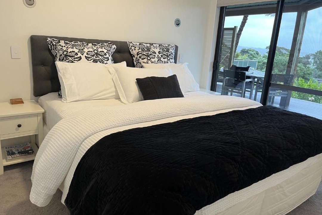 Photo of Bedroom in Russell