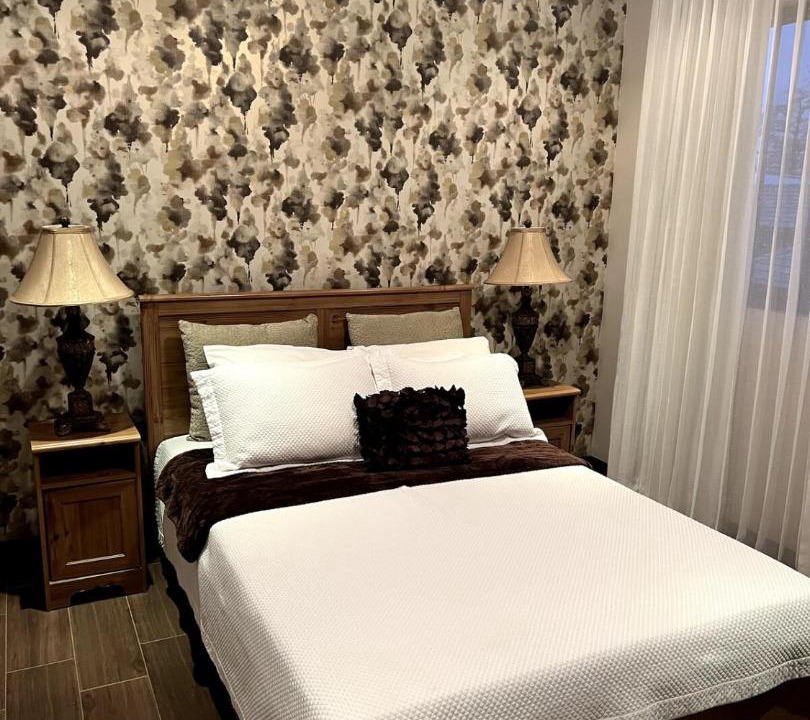 Photo of Bedroom in Santa Ana