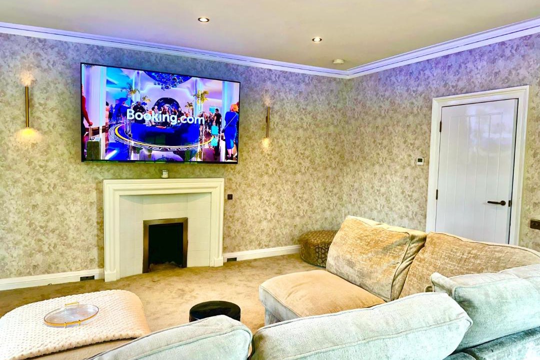 Photo of Livingroom in Newtongrange