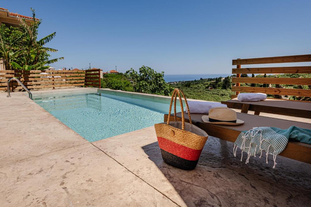 Photo of Patio Balcony in Tragaki