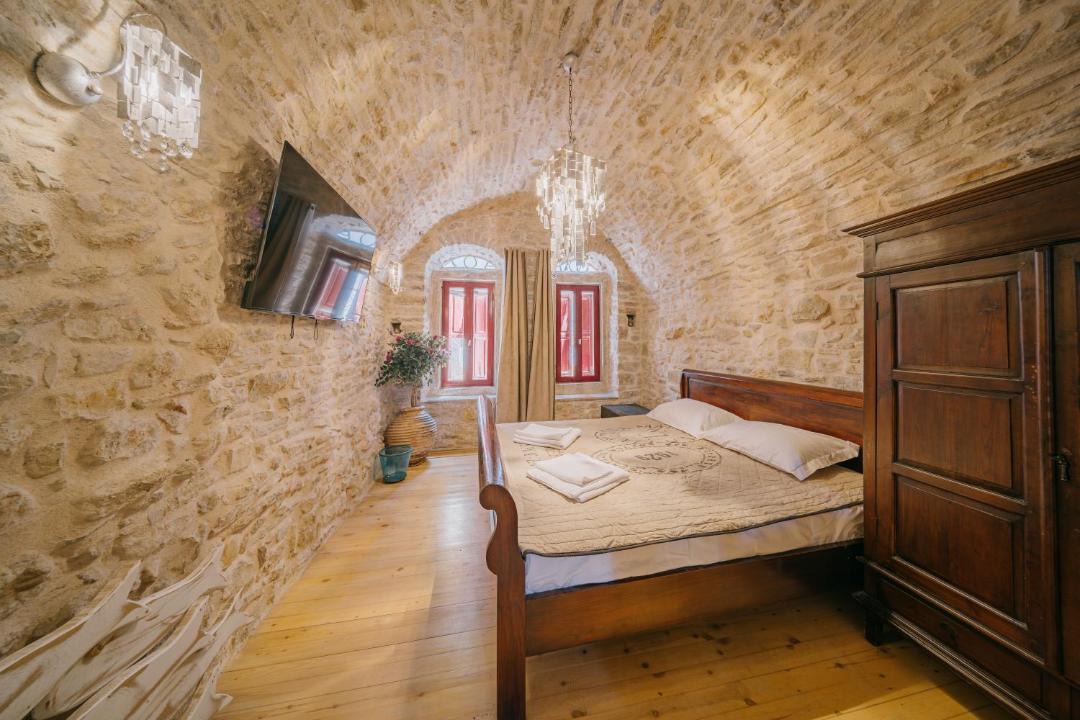 Photo of Bedroom in Kalamoti