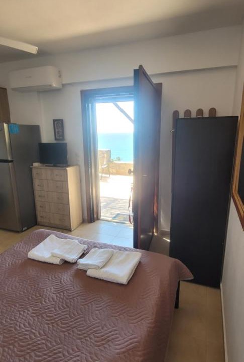 Photo of Bedroom in Minoa Pediada