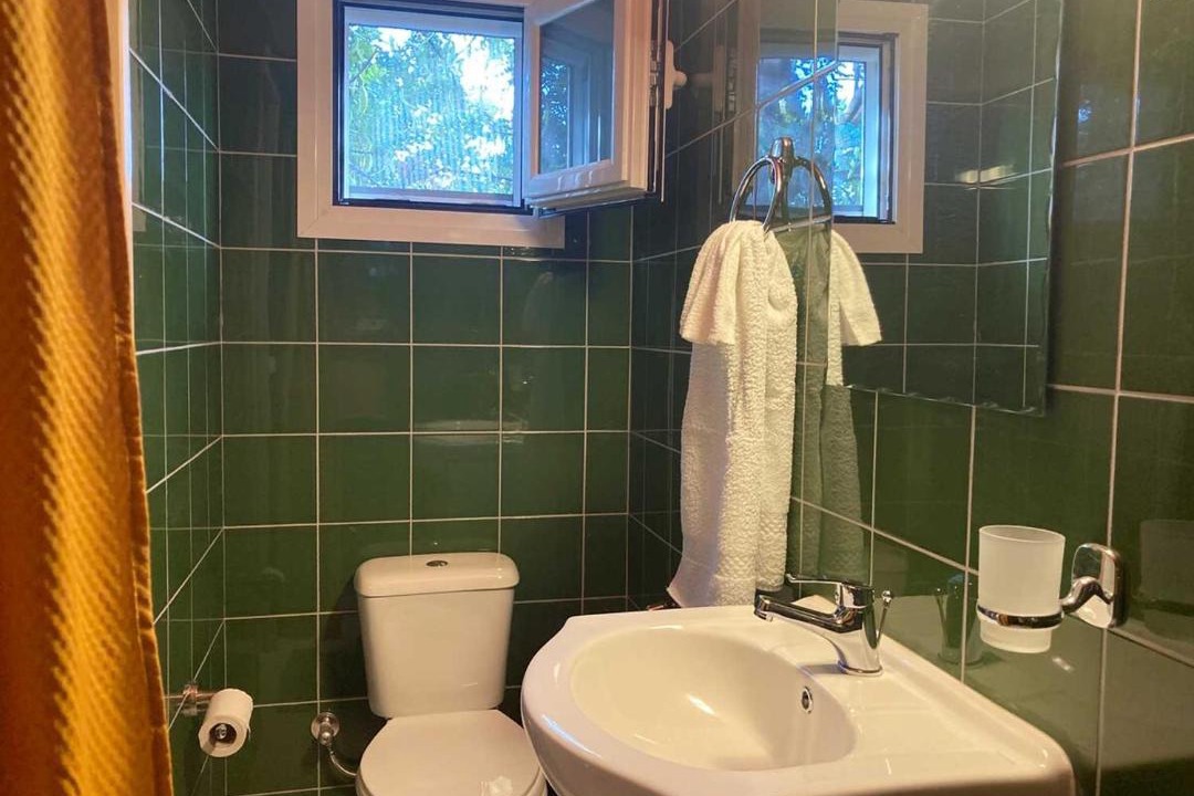 Photo of Bathroom in Lourdata