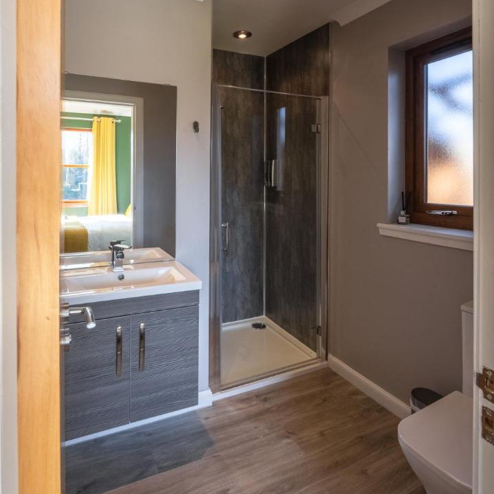 Photo of Bathroom in Roybridge
