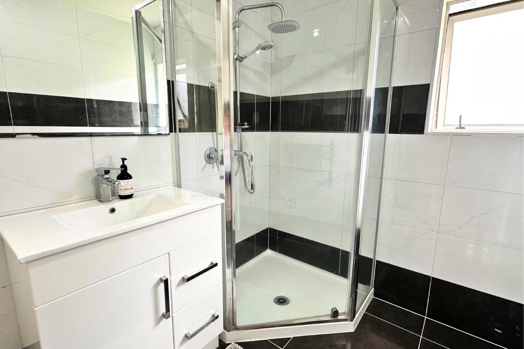 Photo of Bathroom in Greenlane - Ellerslie