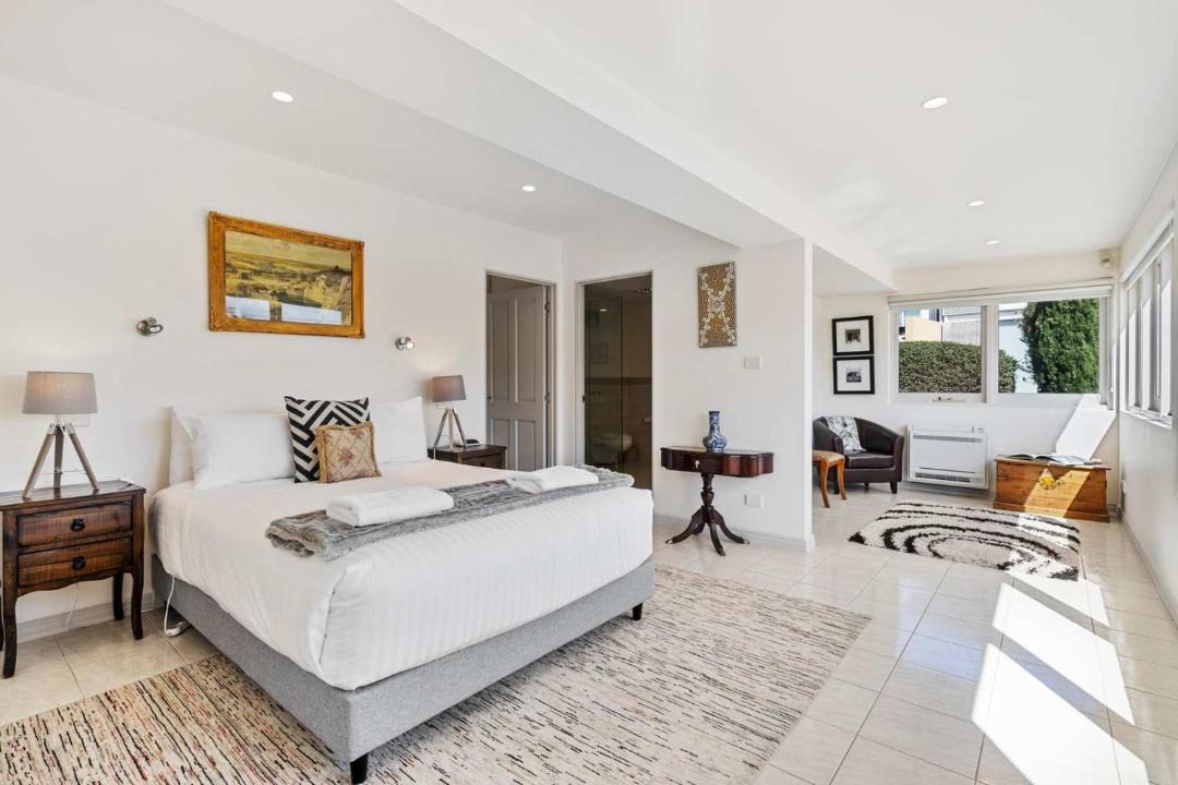 Photo of Bedroom in Geilston Bay