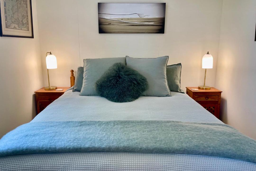 Photo of Bedroom in Russell