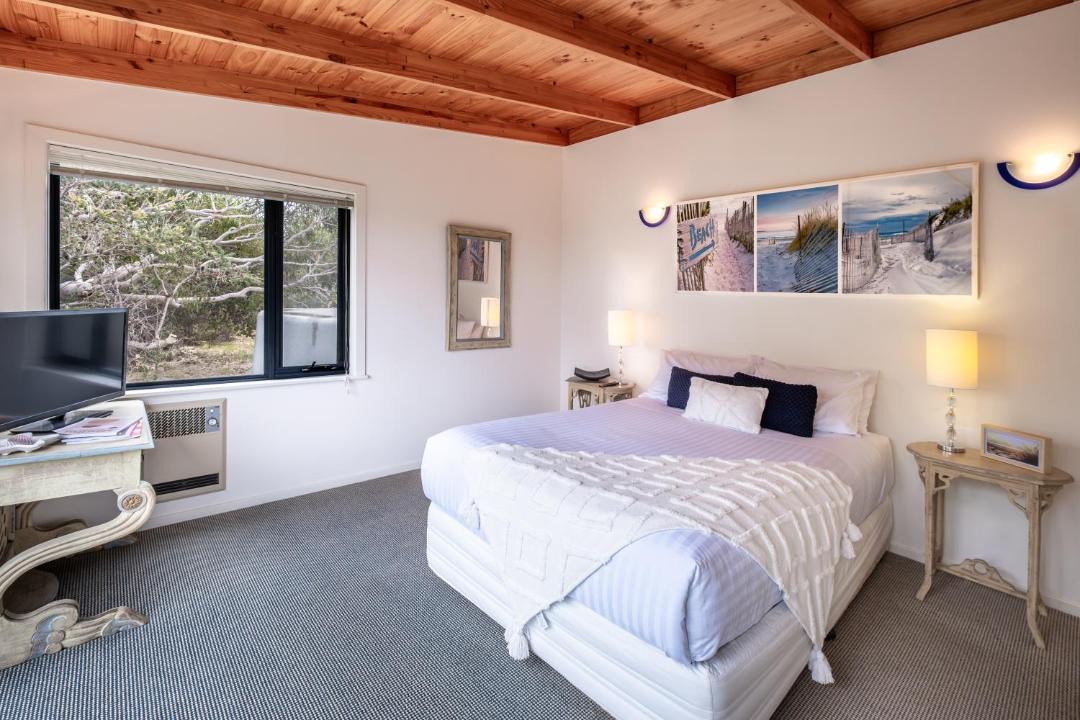 Photo of Bedroom in Dolphin Sands