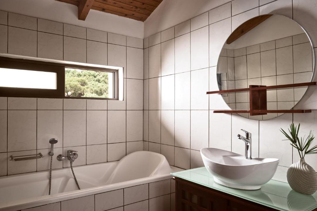 Photo of Bathroom in Alikanas