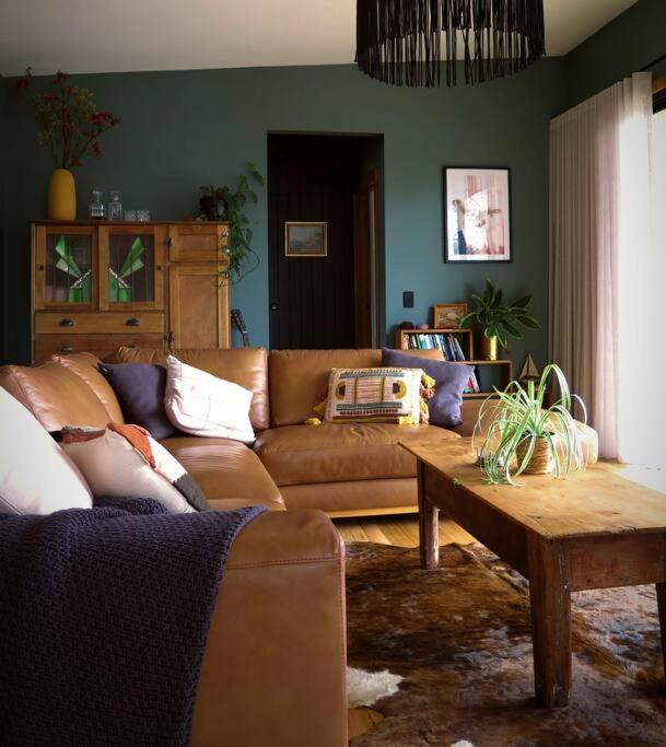 Photo of Livingroom in Alonnah
