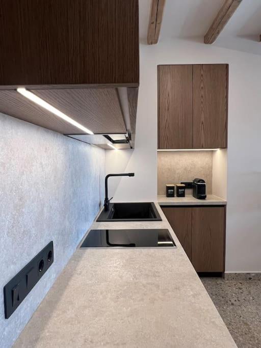 Photo of Kitchen in Koutouloufari